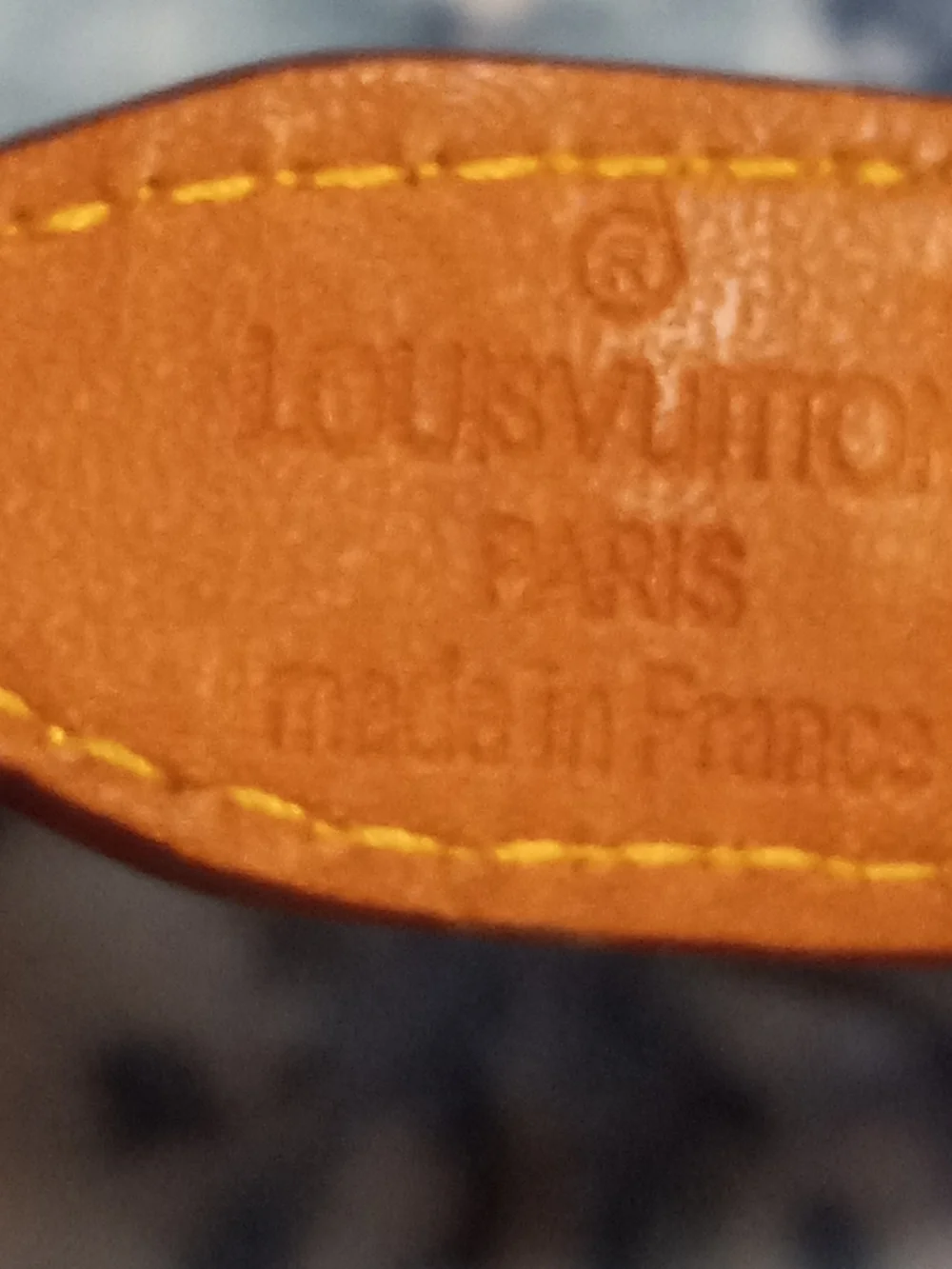 Louis Vuitton compact louis